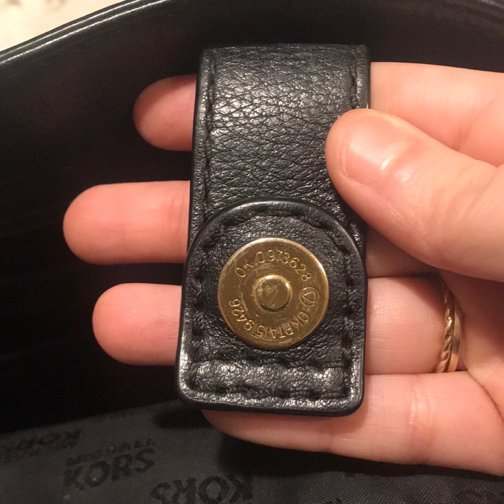 Michael Kors black purse with gold hardware - Picture 11 of 11
